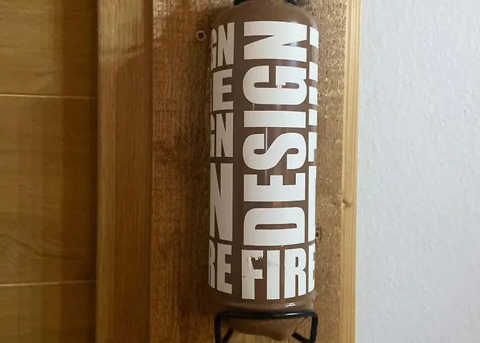 De Montagne Style Sur Le Quai Saint Laurent Et Bastille Apartment *