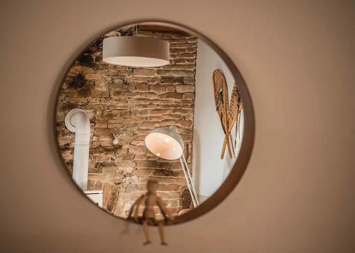 De Montagne Style Sur Le Quai Saint Laurent Et Bastille *